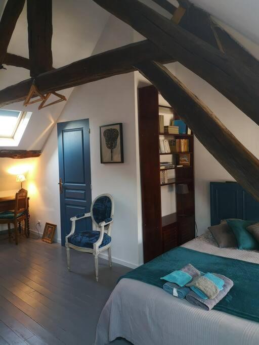 Вилла Au Coeur De Mortagne, Un Balcon Sur Le Perche Экстерьер фото